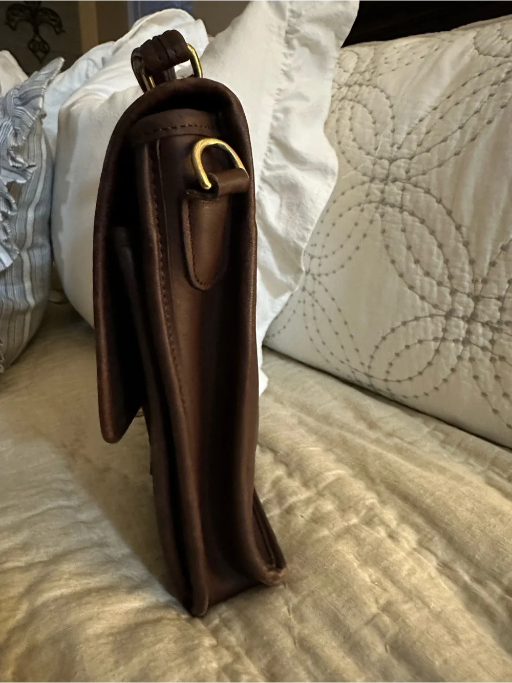 Coach Vintage Station Made in Costa Rica Mahogany - Picture 4 of 10